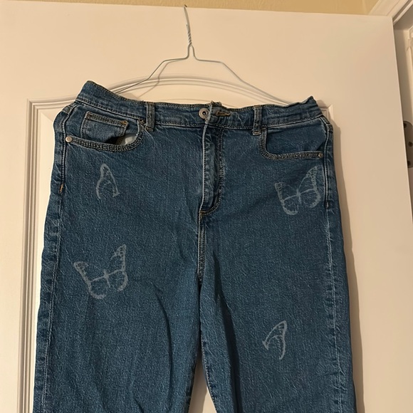 art class Bottoms Bleach Butterfly Art Class Jeans Poshmark